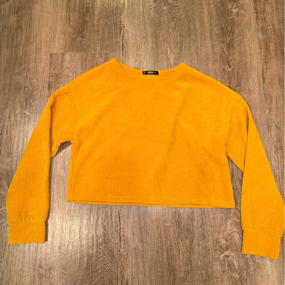 Cropped Sweater